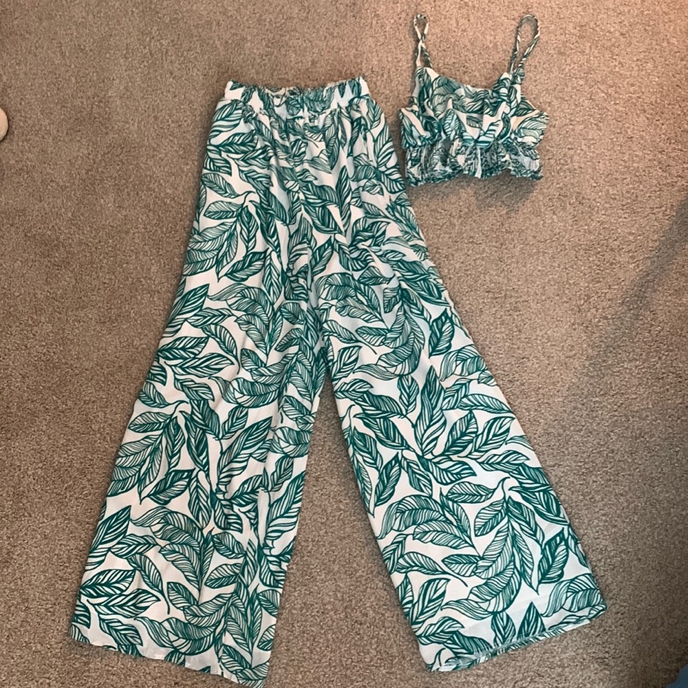 MATCHING FLORAL SET